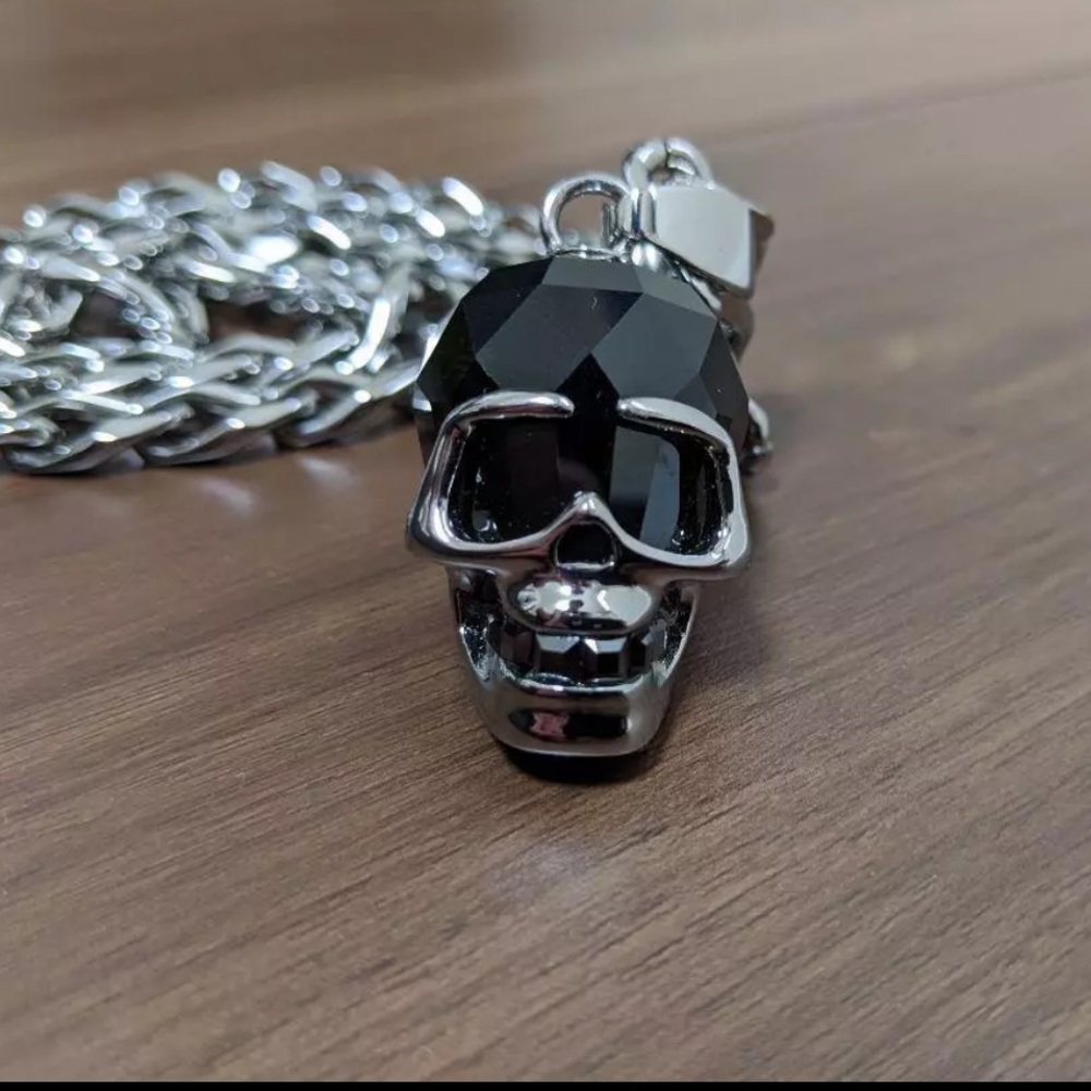Swarovski Skull NECKLACE & skull Bracelet 💀 SKULL COMBO. Great Halloween items